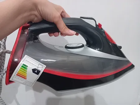 اتو بخار ویداس مدل 1022