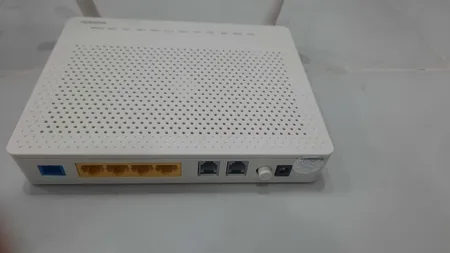 مودم روتر فیبر نوری هوآوی مدل HG 8245 H5