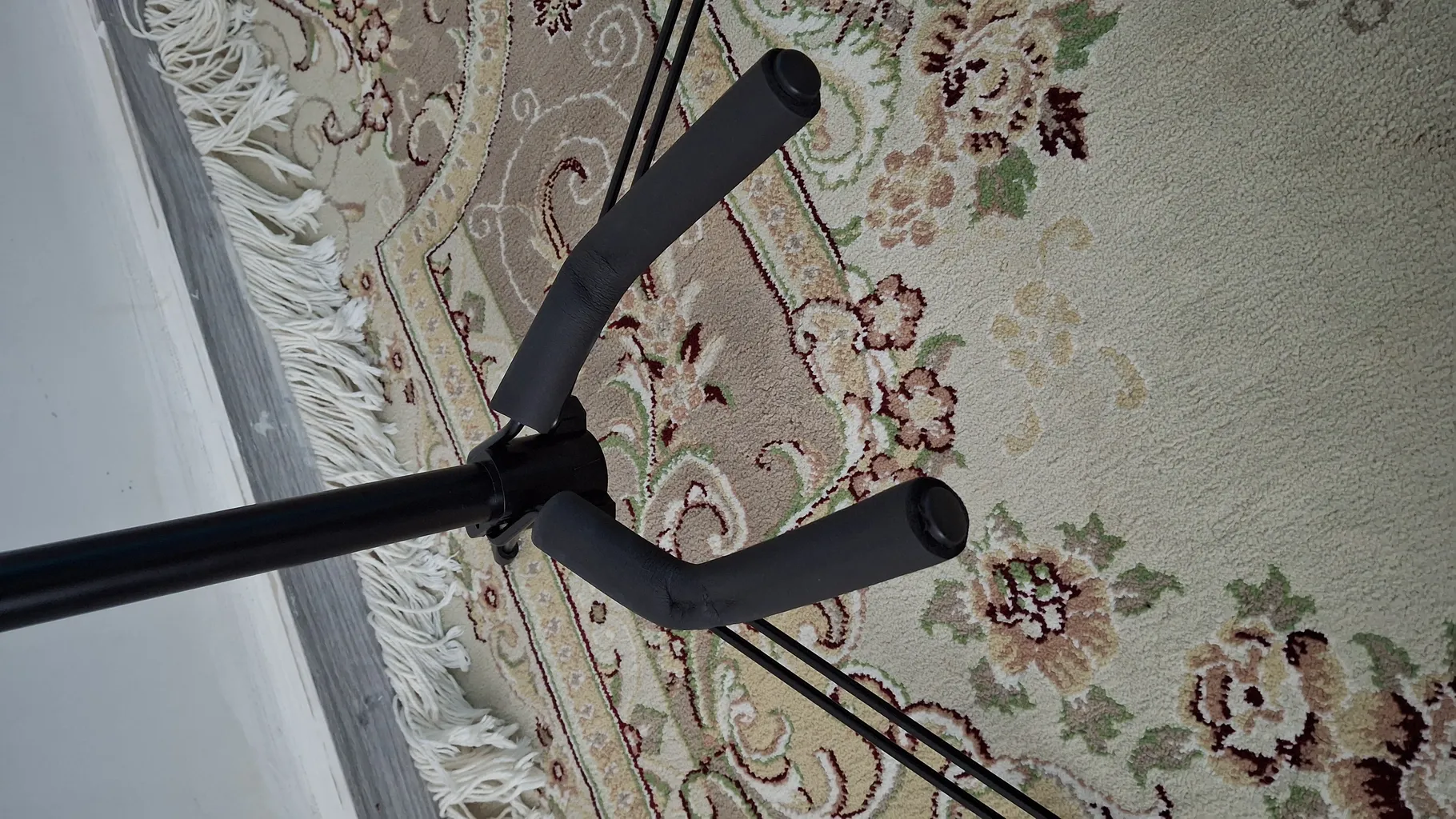 پایه گیتار سناتور مدل آدمیرال