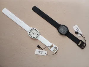 تجریه خرید ساعت مچی عقربه ای بولون مدل بند ژله ای ضد حساسیت 3