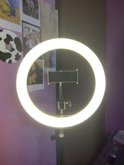 رینگ لایت مدل LC-888