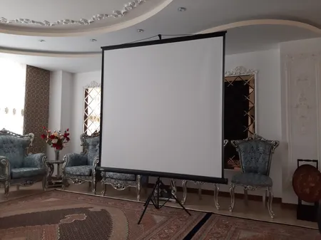 پرده نمایش پایه دار پروژکتور اسکوپ پارچه عالی سایز 180x180