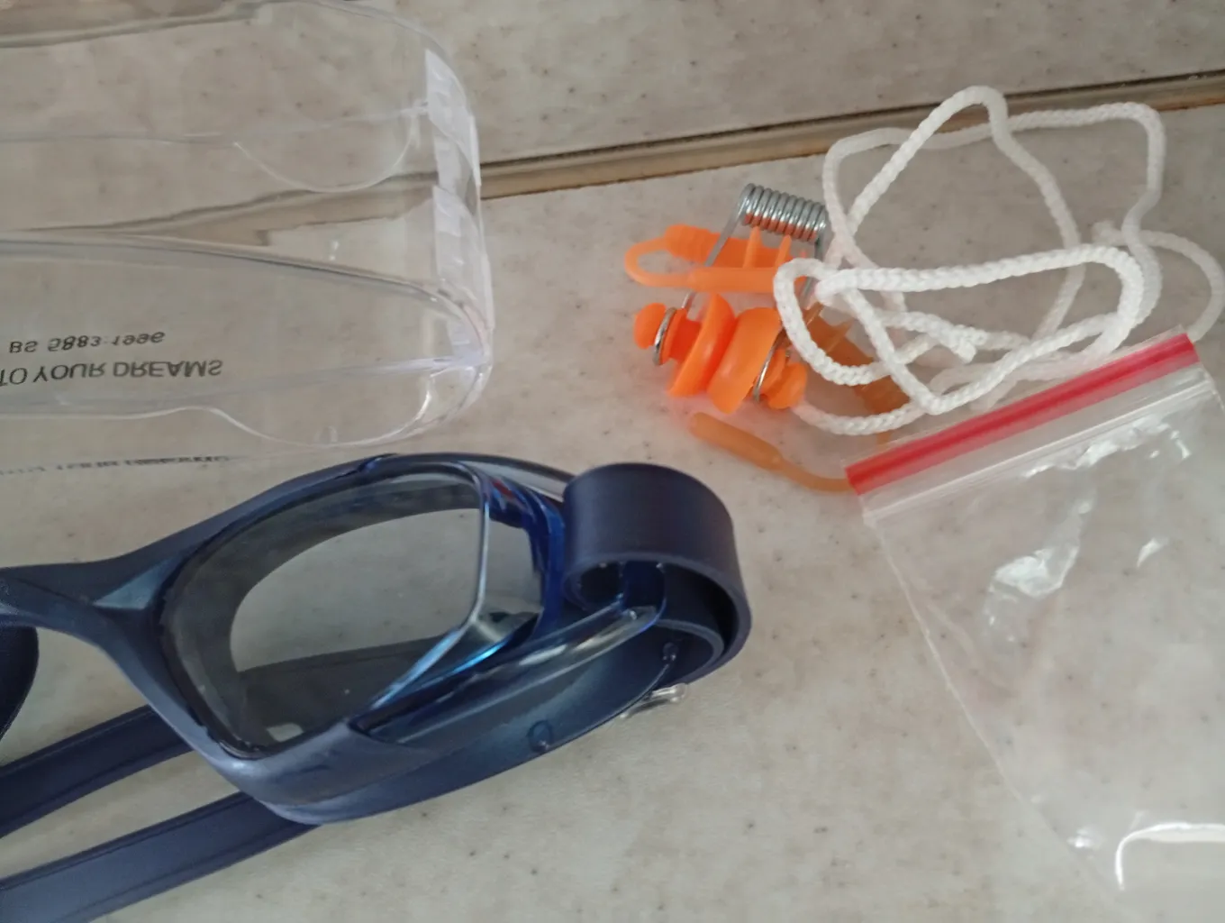 عینک شنا اکوا پرو مدل AMERAGE