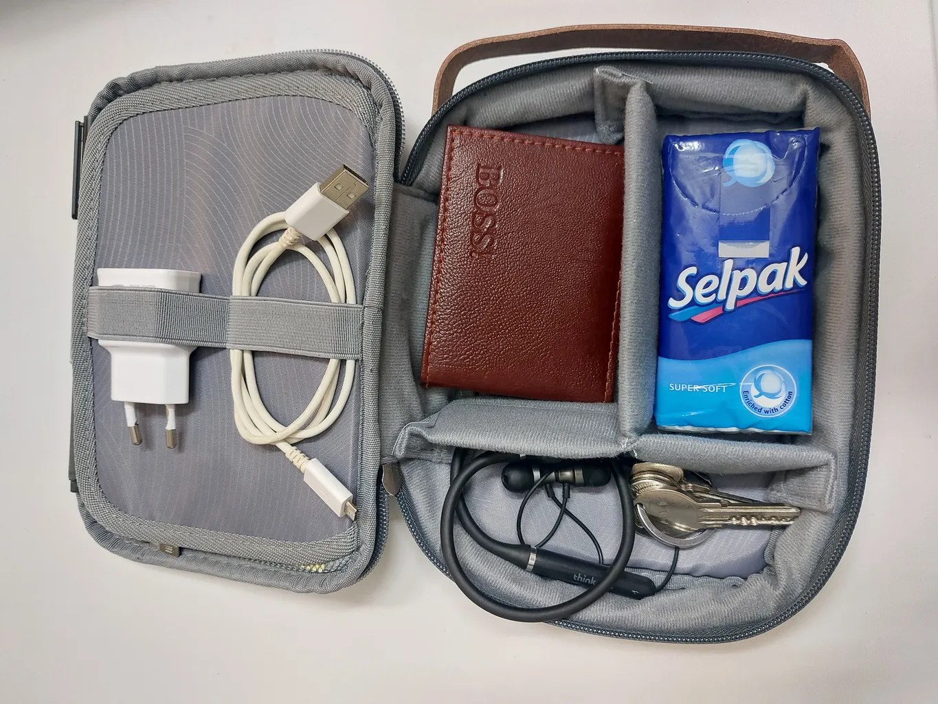 کیف ویوو مدل MINIMAL TECH POUCH