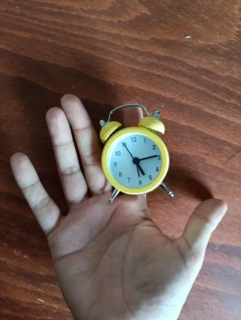 ساعت رومیزی کوارتز مدل 02