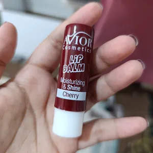 تجریه خرید بالم لب اویور مدل cherry
