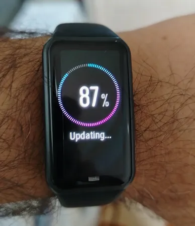 مچ بند هوشمند آنر مدل Band 6 NFC