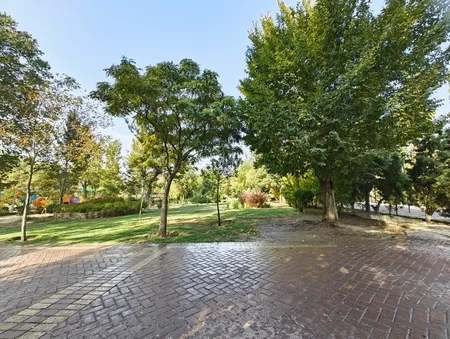 گوشی موبایل ناتینگ مدل Phone 2a دو سیم کارت ظرفیت 256 گیگابایت رم 12 گیگابایت