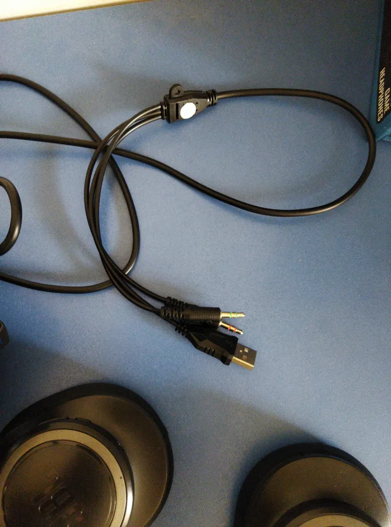 هدست مخصوص بازی کیس فایر مدل AM02 RGB