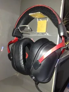 تجریه خرید پایه نگهدارنده هدفون مدل He39