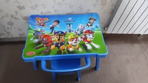 تجریه خرید میز تحریر کودک ناصر پلاستیک مدل سگ های نگهبان