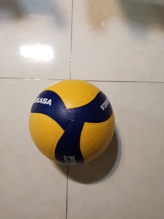 توپ والیبال مدل V200W