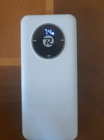 پاوربانک ریمکس مدل RPP-37 ظرفیت 10000 میلی آمپر ساعت