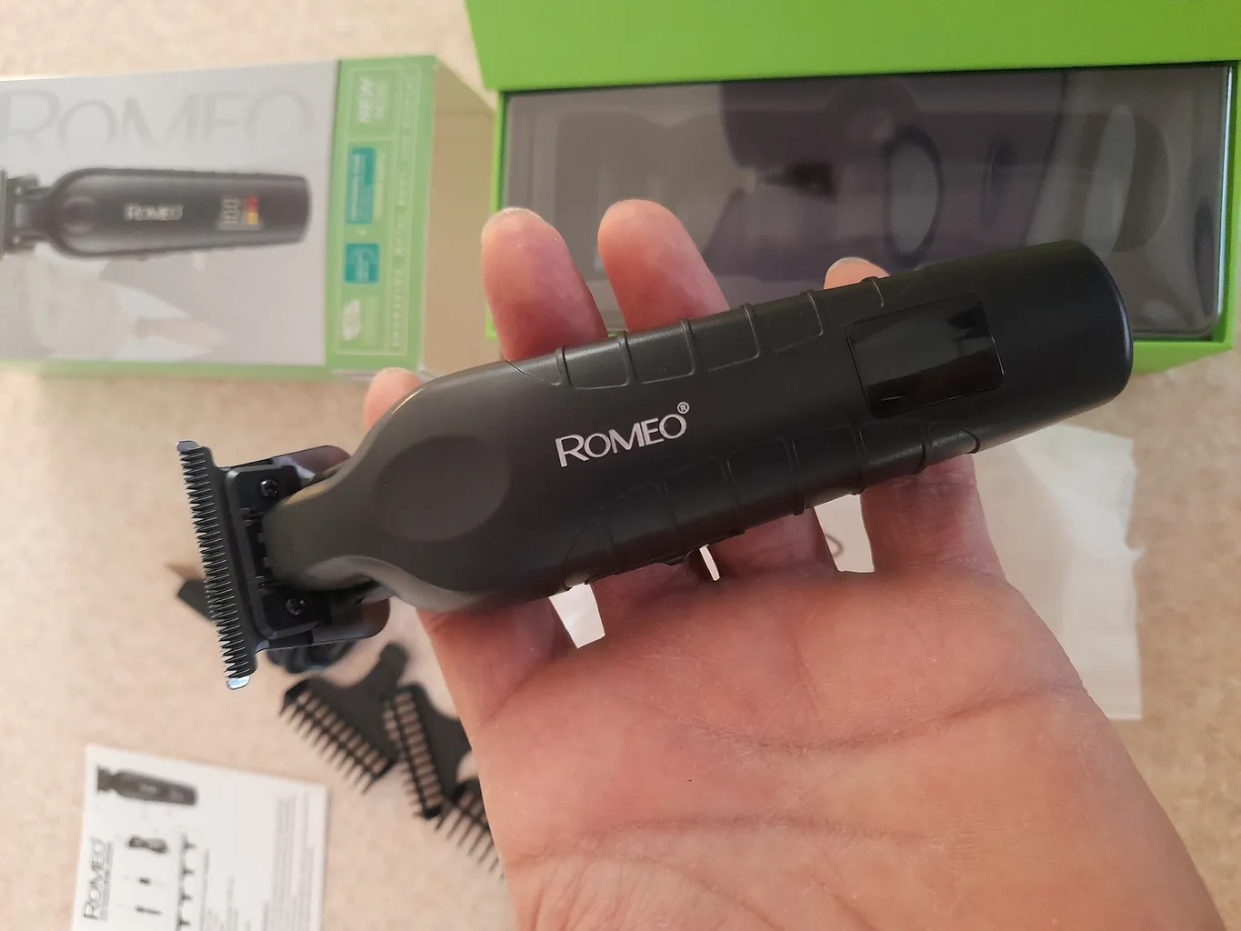 ماشین اصلاح موی سر و صورت رومئو مدل RM-2020