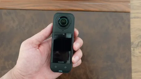 دوربین فیلم برداری ورزشی اینستا 360 مدل X5 8K