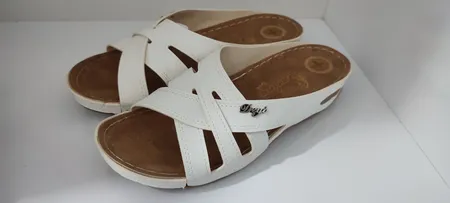 دمپایی زنانه مدل سارینا کد 018