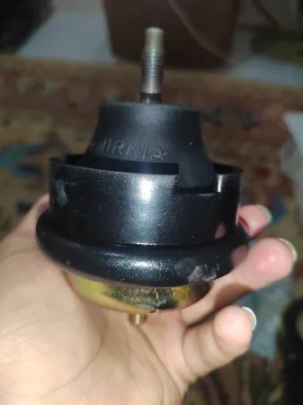 دسته موتور امیرنیا مدل بهینه روغن دار مناسب برای پژو 206 تیپ 5