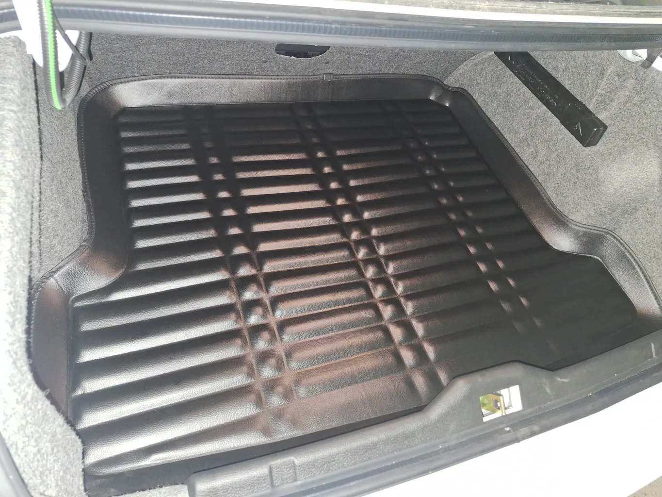 کفپوش سه بعدی صندوق خودرو پانیذ مدل EVA مناسب برای سمند سورن پلاس