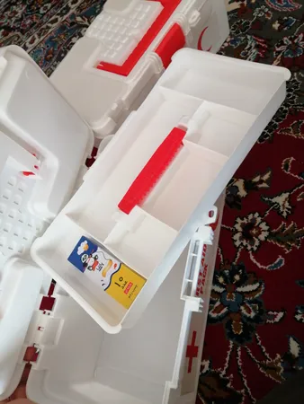 جعبه کمک های اولیه مدل F70