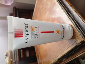 تجریه خرید کرم ضدآفتاب رنگی سیسپرسا SPF50 مدل power bright NT ‌مناسب انواع پوست، حجم 50 میلی‌لیتر