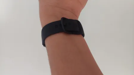 ساعت مچی عقربه ای مدل بلون کد 01