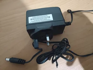 تجریه خرید آداپتور 12 ولت 1.5 آمپر هوتو  مدل 18FP