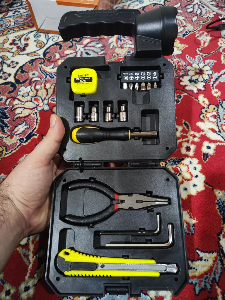 چراغ اضطراری مدل جعبه ابزاردار کد C-7739