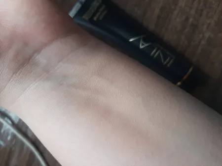 کرم پودر این لی مدل Invory شماره 10حجم 40 میلی لیتر