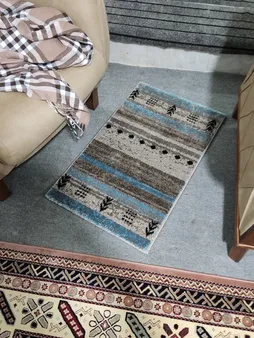 فرش ماشینی ساوین کد ۴۰۰۲ زمینه شکلاتی