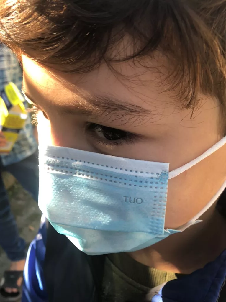 ماسک تنفسی کودک اونلی یو مدل سه لایه TOM 573 بسته 20 عددی