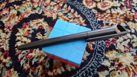 قلم لمسی و پایه نگهدارنده موبایل کد SKJMRJNM002369