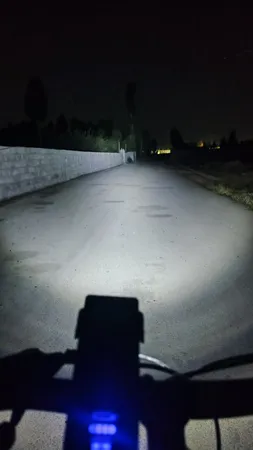 چراغ جلوی دوچرخه مدل 4 کاره 319B-15W