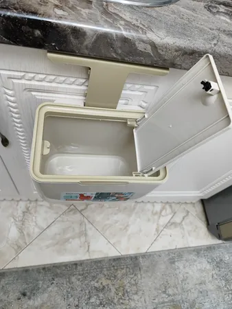 سطل زباله کابینتی هوم کت مدل 2425 S