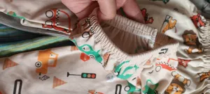 تجریه خرید شلوار نوزادی مدل ماشین رنگ کرم