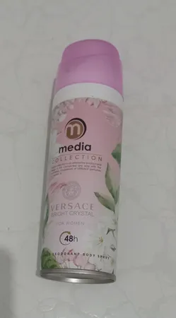 اسپری خوشبو کننده بدن زنانه مدیا مدل versace حجم 200 میلی لیتر