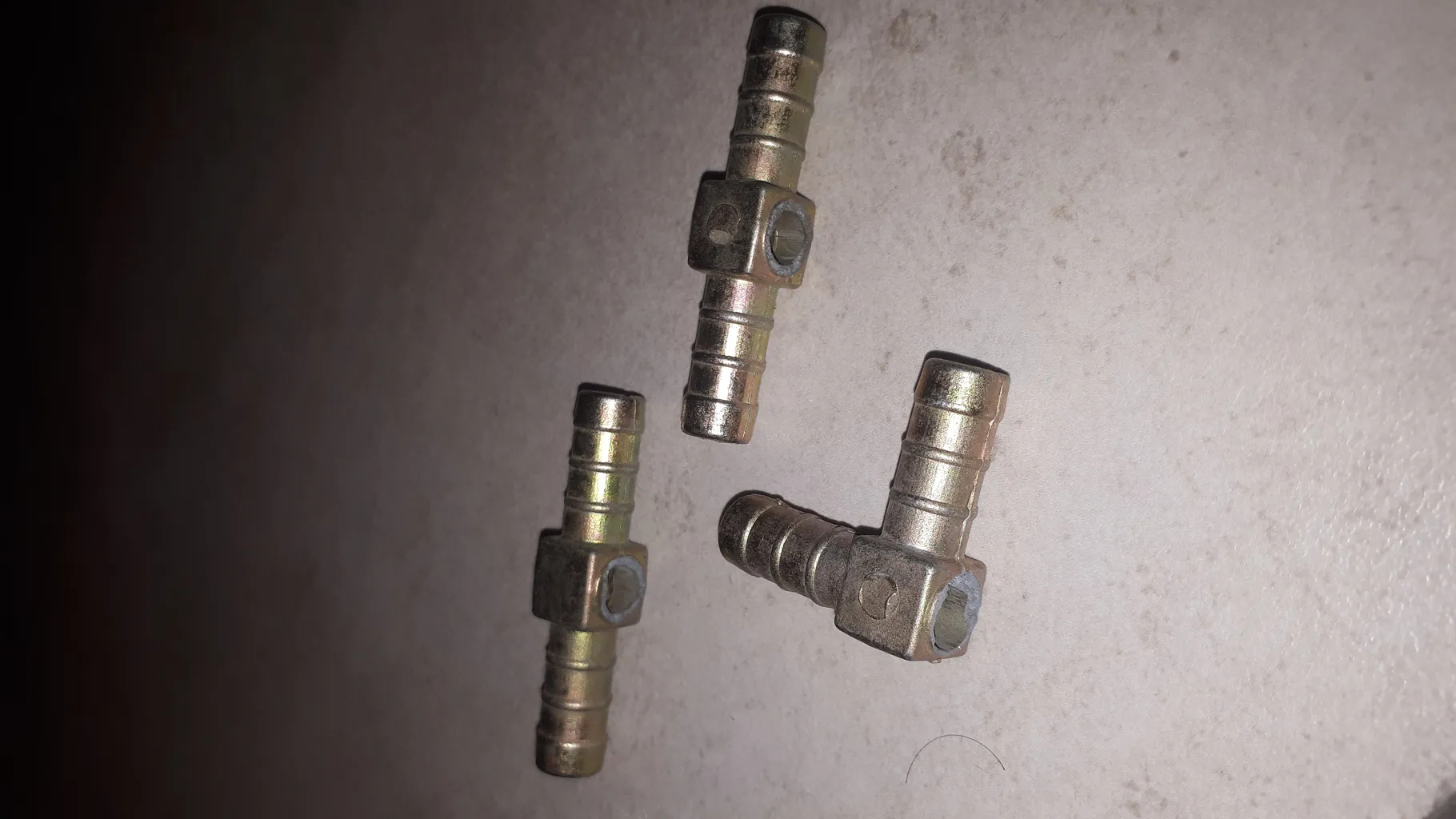 رابط سه راهی شلنگ گاز دینا مدل DN-4000607 بسته 10 عددی