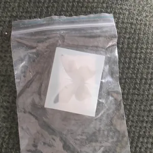 تجریه خرید قالب رزین مدل پروانه کد 1106