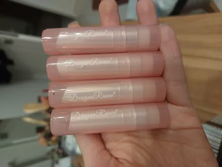 رژ لب جامد دراگون رانی مدل lovely مجموعه 4 عددی