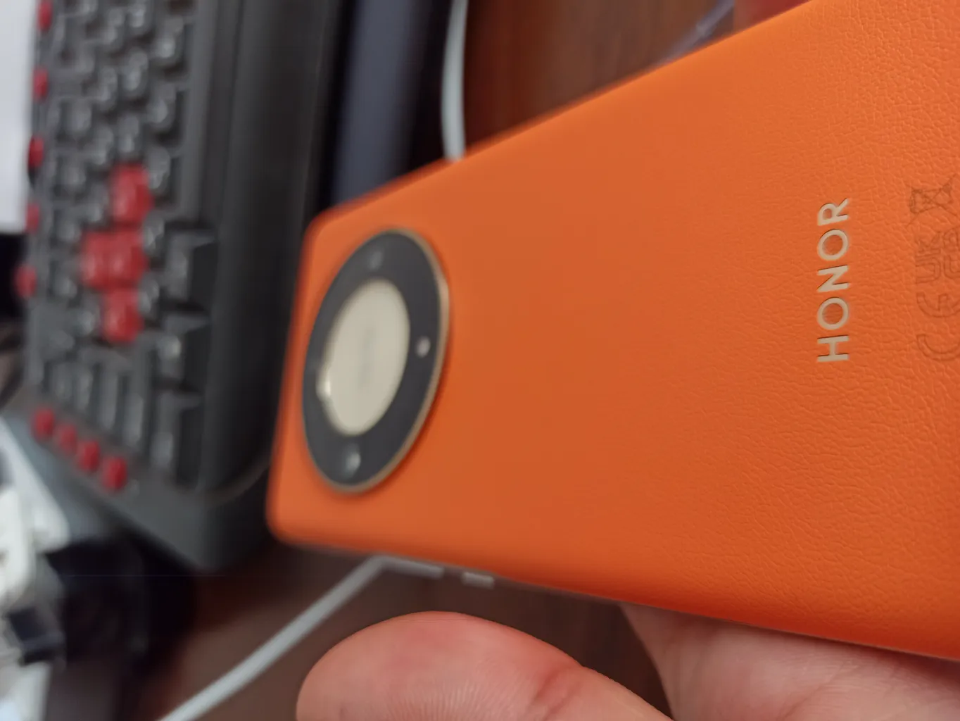 گوشی موبایل آنر مدل X9b دو سیم کارت ظرفیت 256 گیگابایت و رم 12 گیگابایت