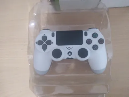 دسته بازی پلی استیشن 4 مدل DUAL SHOCK 4