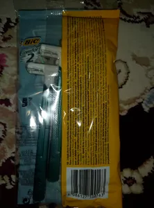 تجریه خرید خود تراش بیک مدل comfort بسته ۵ عددی