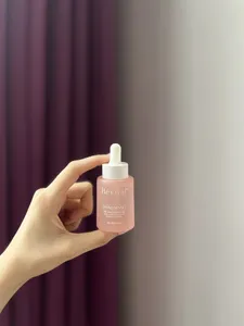 تجریه خرید سرم روشن کننده کلکسیون رویوال مدل Hyalusense مناسب برای انواع پوست حجم 30 میلی لیتر