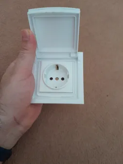 پریز برق خیام الکتریک مدل IP44_E