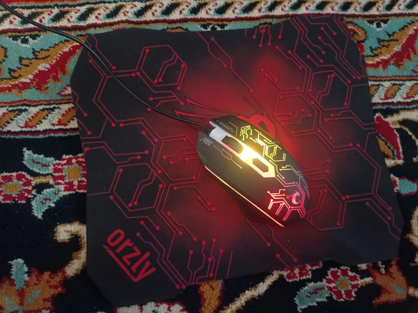 ست گیمینگ اورزلی مدل HORNET_RX_250_NEON BACKLIGHT، سوییچ ممبران، Full-Size، نورپردازی LED RGB