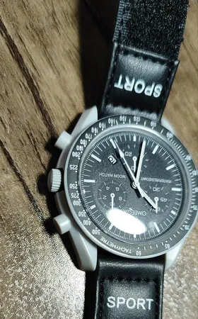 ساعت مچی عقربه‌ای کوارتز والار مدل کااسیک تک موتوره بند چسبی کد ۴