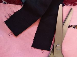 چرخ خیاطی دستی و ملزومات خیاطی