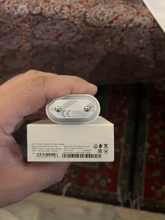 شارژر دیواری 20 وات اپل مدل 20W USB-C