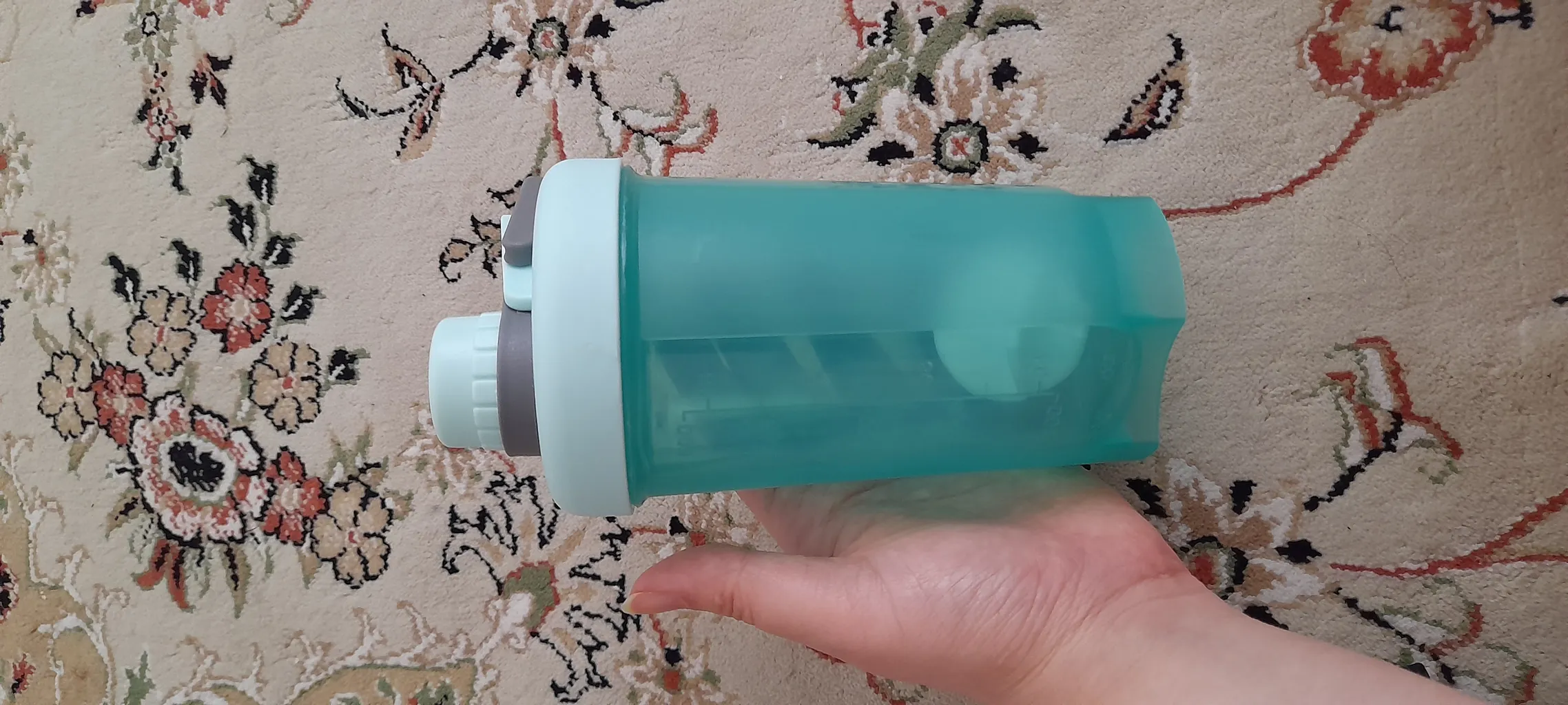 شیکر مدل 3 تیکه همزن دار گنجایش 0.55 لیتر