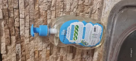 مایع شوینده و ضدعفونی کننده شیشه شیر مانا مدل پمپی حجم 750 میلی لیتر