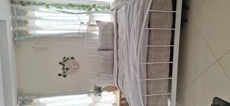 تختخواب دو نفره قائم مدل فلزی  کد TF09 سایز 160x200 سانتیمتر
